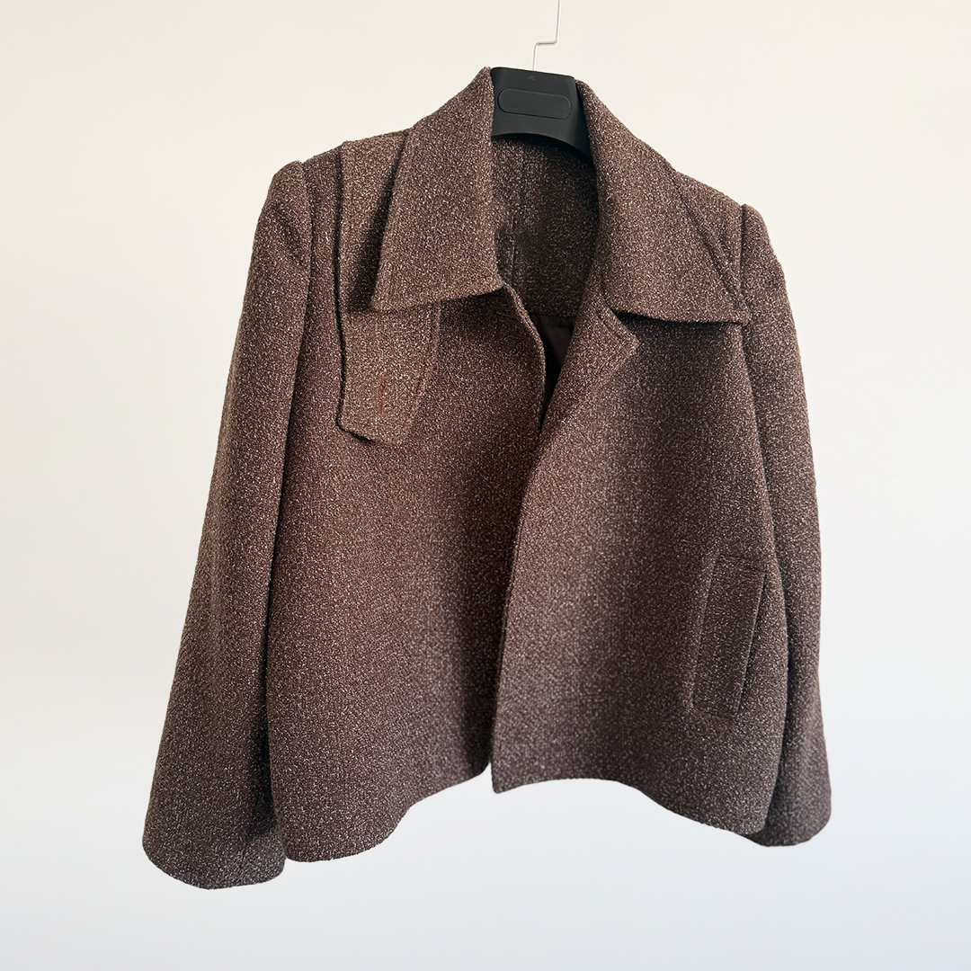 کت زنانه روما رنگ قهوه‌ای با یقه پهن