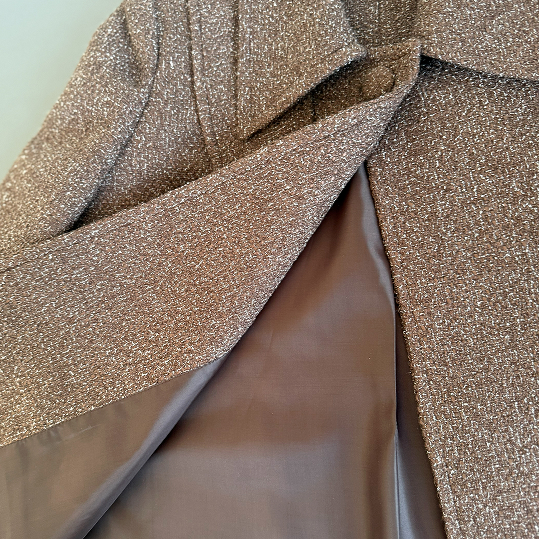 نمای داخلی کت زنانه روما با آستر قهوه‌ای