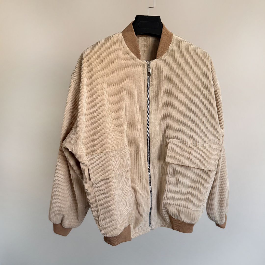 بامبر سویشرت زنانه کبریتی کرم با دو جیب و زیپ