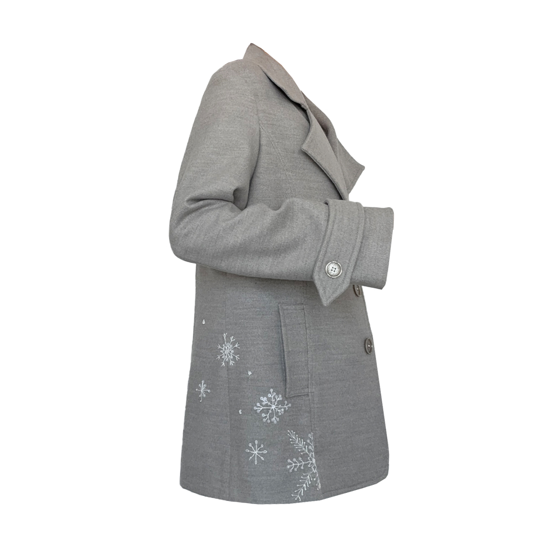 پالتو زنانه زمستانه فوتر طوسی نمای بغل