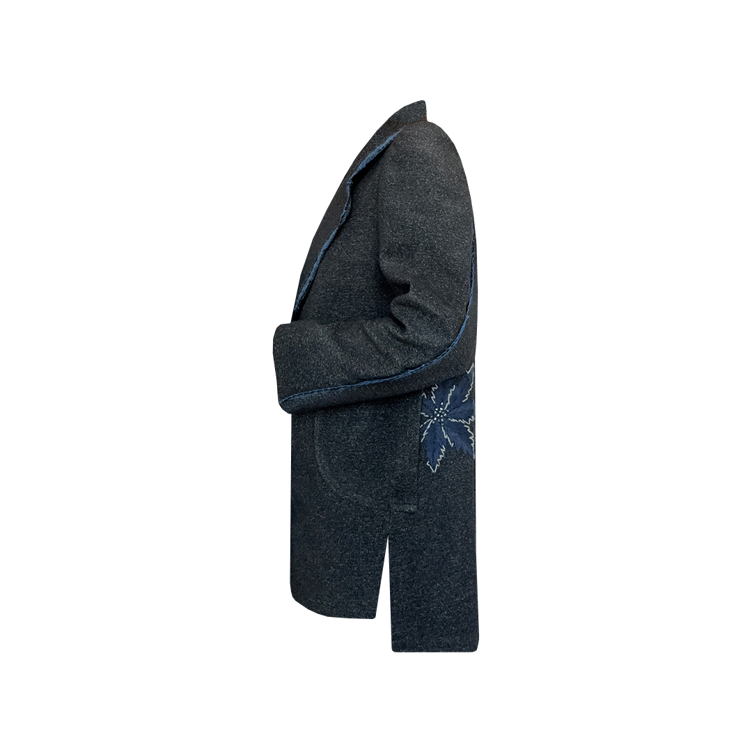 پالتو زنانه زمستانه گلدوزی برگ نمای بغل