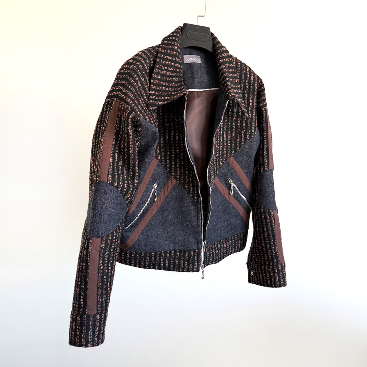 کت زنانه زمستانه مدل السا نمای جلو با زیپ باز