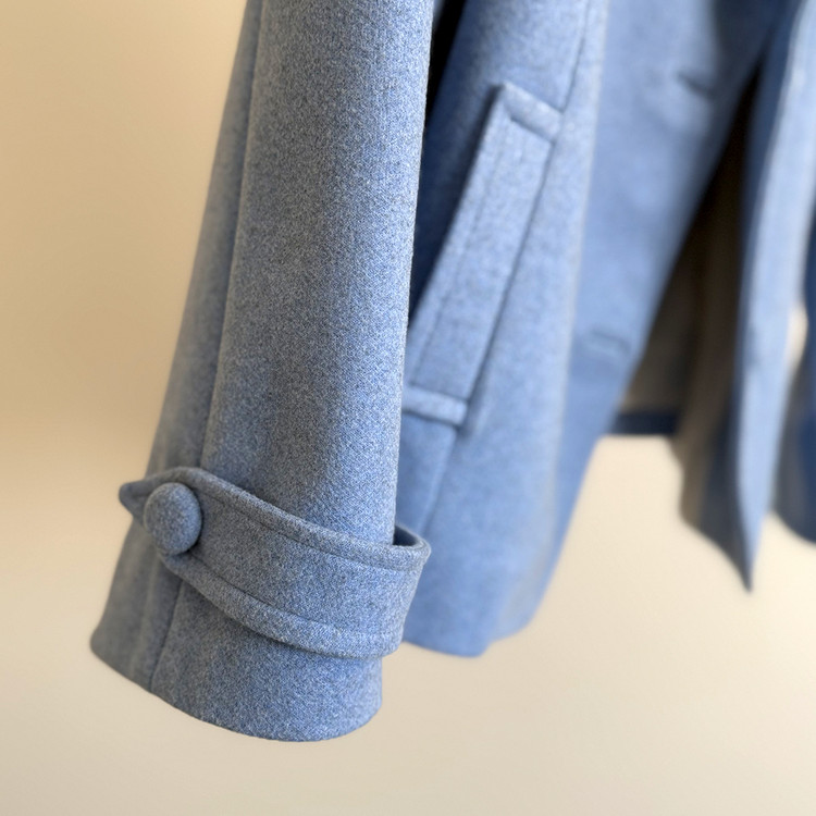 جزییات مچ آستین پالتو زنانه فوتر زمستانه