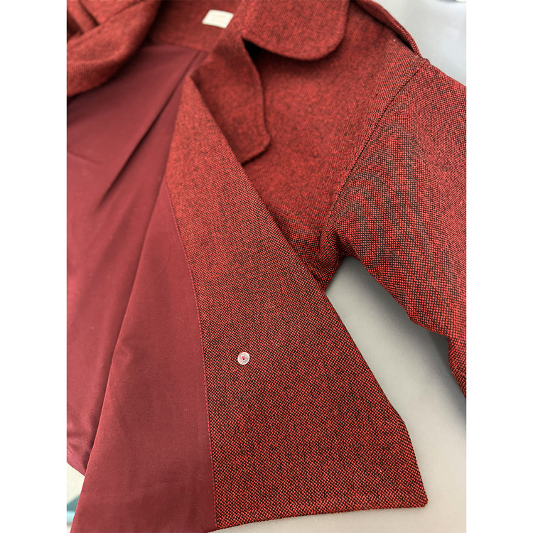 نمای داخلی آستردار کت زنانه مدل زاراژ